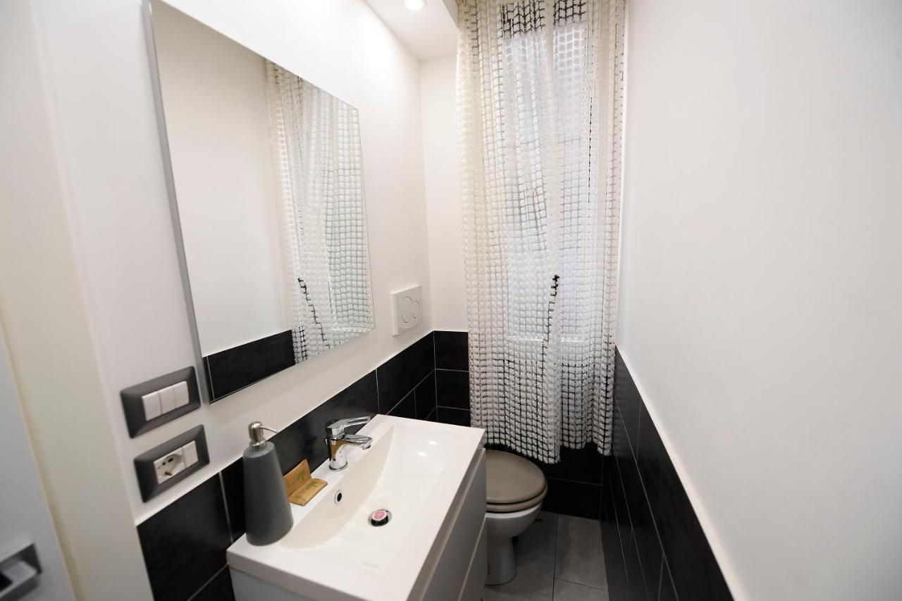 Studio San Vito - Monti Rome Bagian luar foto